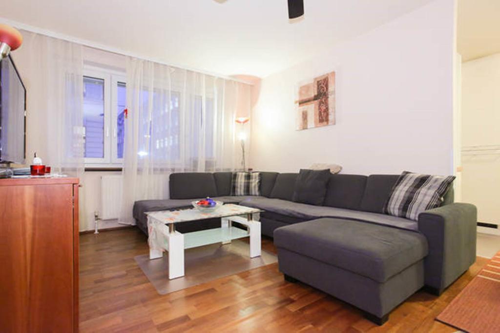 Apartment Mariahilf - 4Rooms4You Viena Cameră foto